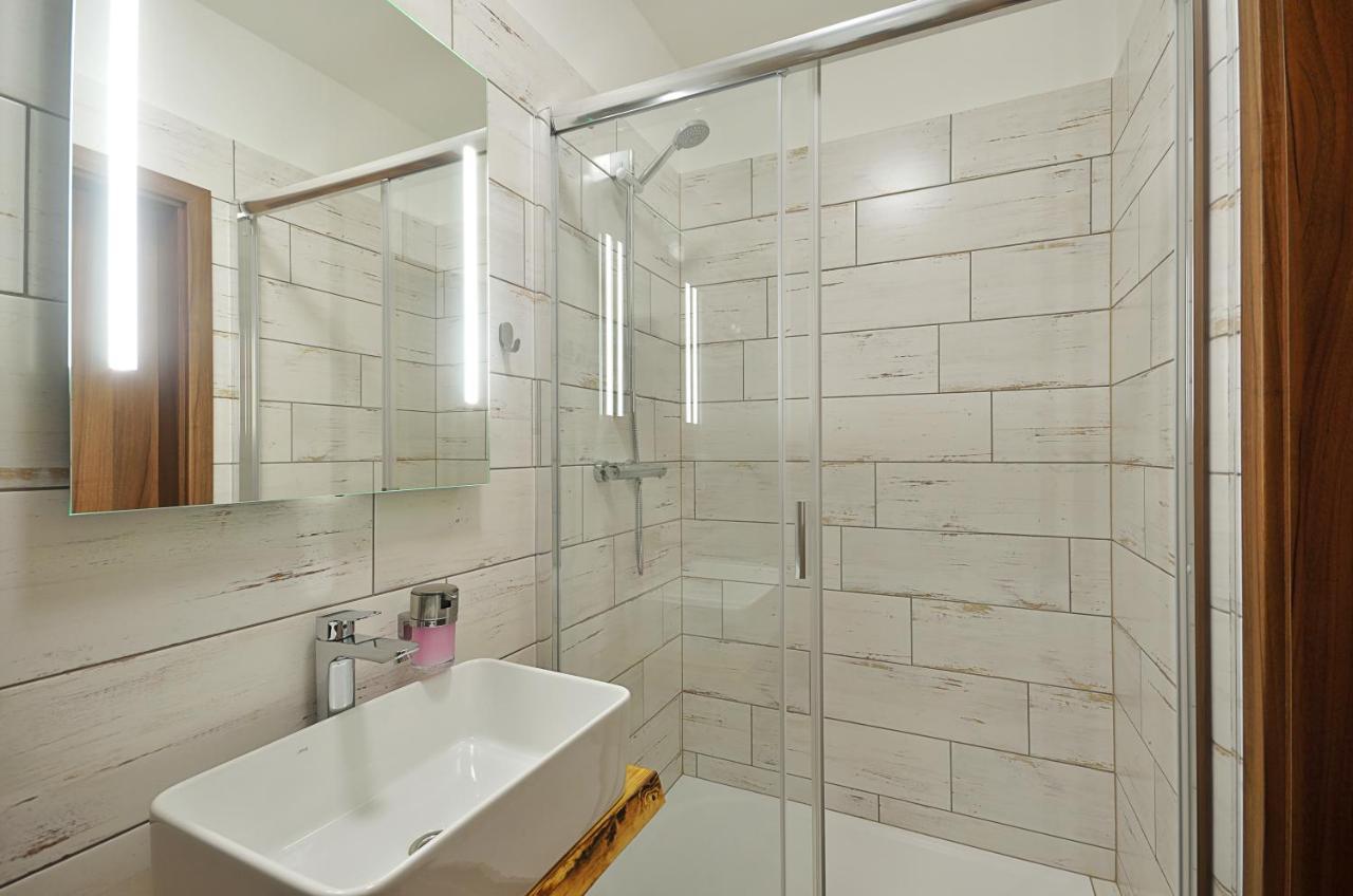 Penzion Kuzelna Hotel Trutnov Kültér fotó