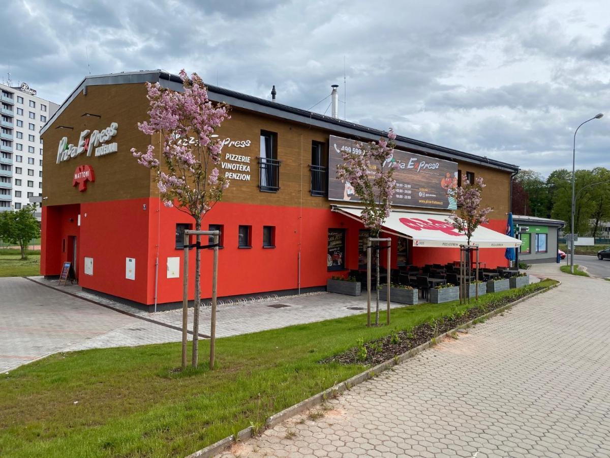 Penzion Kuzelna Trutnov Kültér fotó